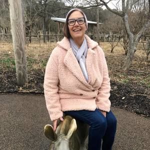 Meet your Posher, Ellen